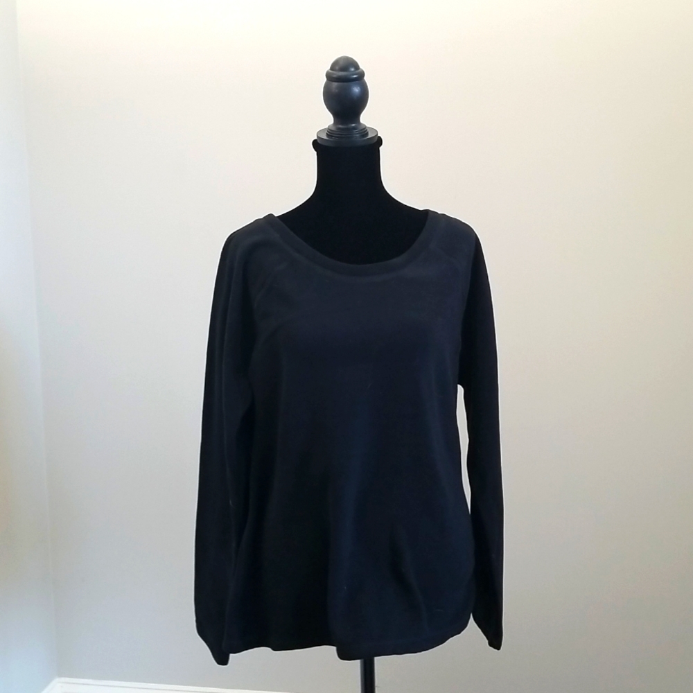 Black shirt